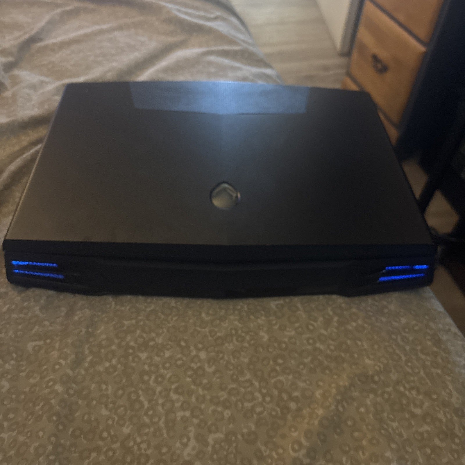 Alienware M17x  R2 14" Gaming Laptop Intel Core i7 Q 740 , 8GB RAM, 500GB HDD