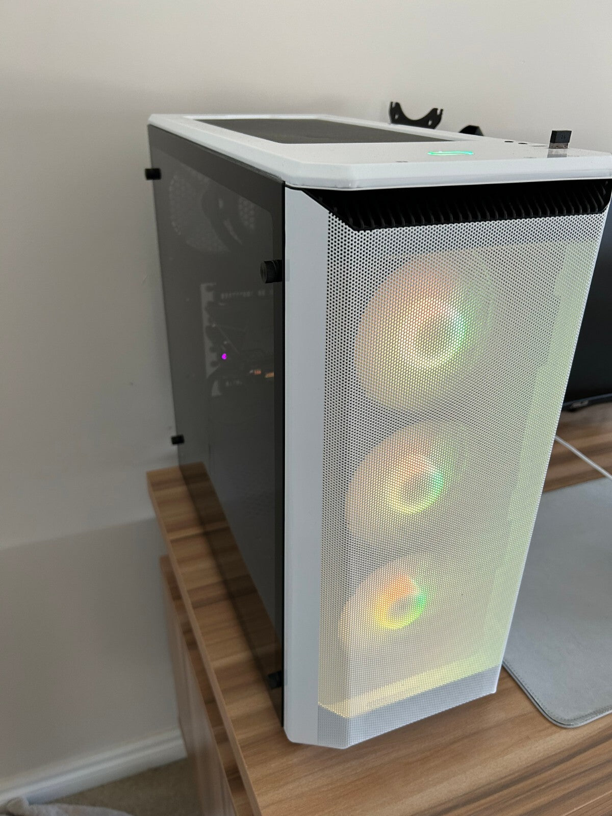 HIGH-END GAMING PC/ I7 10700F/16 GB ram ddr4/ RTX 3060